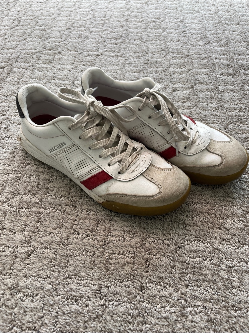 Skechers Woman’s White Sneakers with Red Stripe